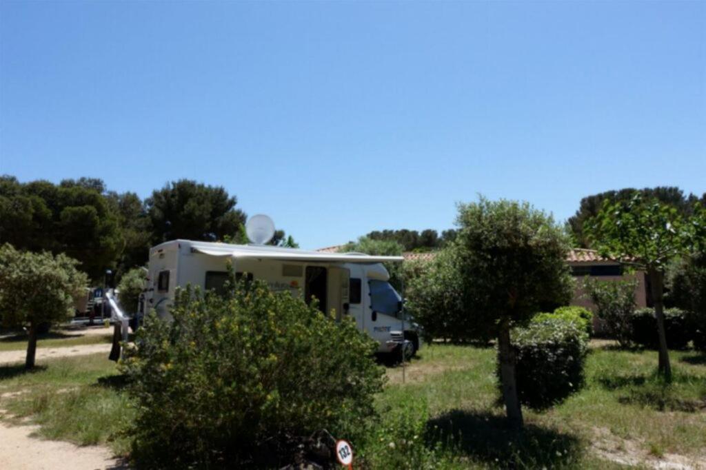 Martigues, Camping De L'Arquet **** Bagian luar foto